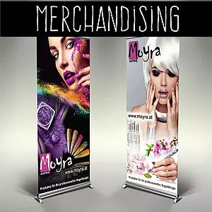 Merchandising Moyra Roll-Ups